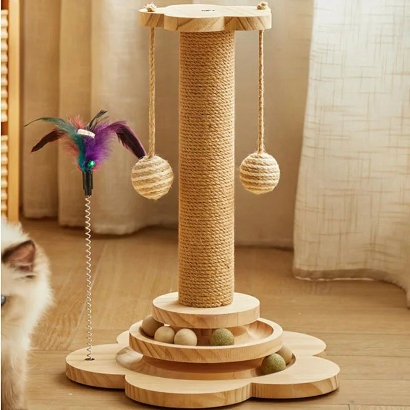 Arbre à chat en bois avec jeux